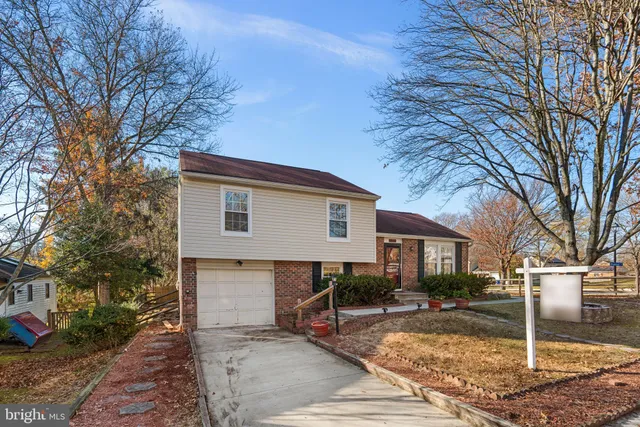 $550,000 | 5450 Bluecoat Lane, Columbia, MD 21045