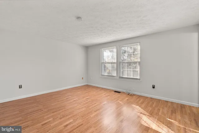 $550,000 | 5450 Bluecoat Lane, Columbia, MD 21045