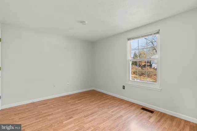 $550,000 | 5450 Bluecoat Lane, Columbia, MD 21045