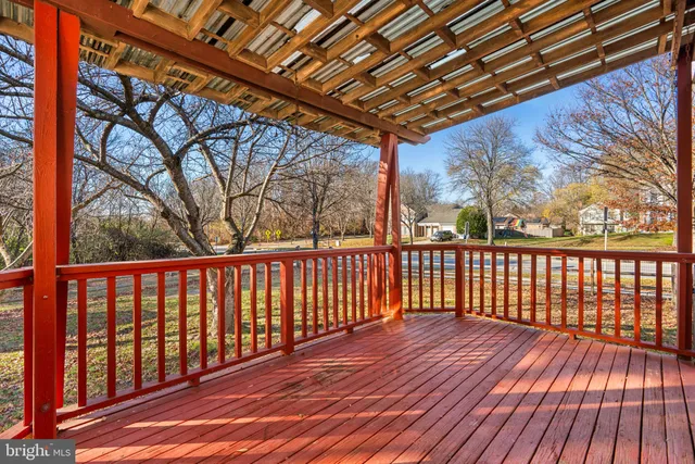 $550,000 | 5450 Bluecoat Lane, Columbia, MD 21045