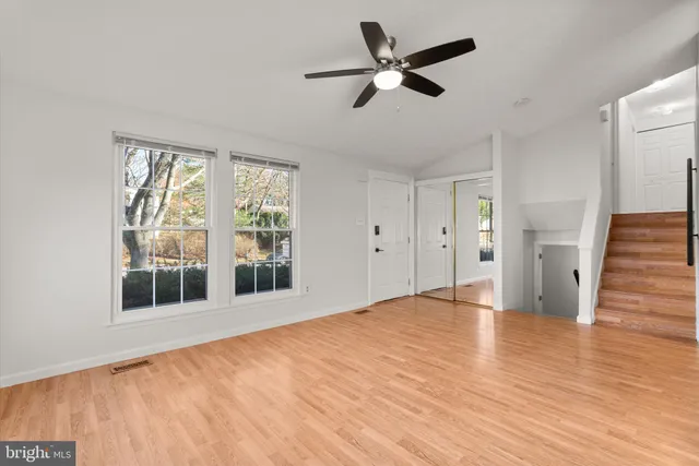 $550,000 | 5450 Bluecoat Lane, Columbia, MD 21045