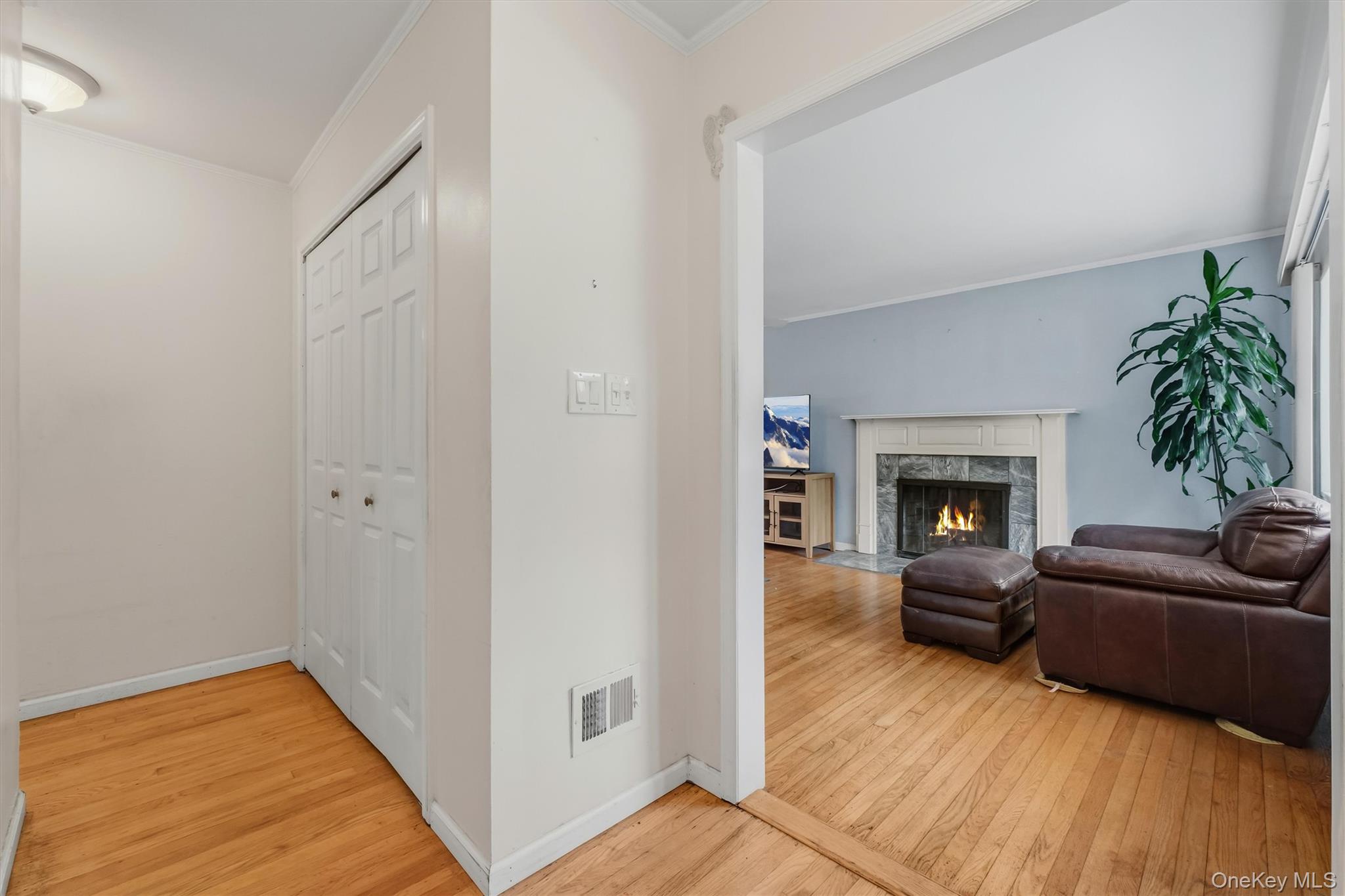 4 Broadview Road Poughkeepsie, NY 12603 - Photo 9 of 50