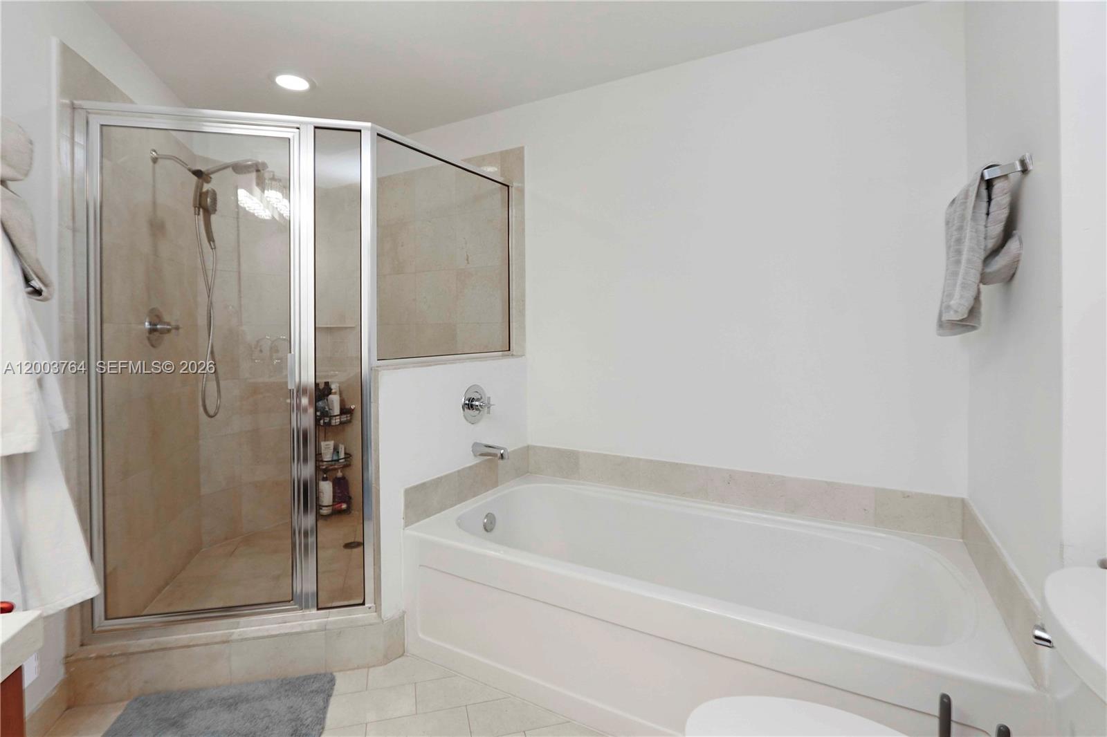 79 Southwest 12th Street, Unit 2106S Miami, FL 33130 - Photo 14 of 45