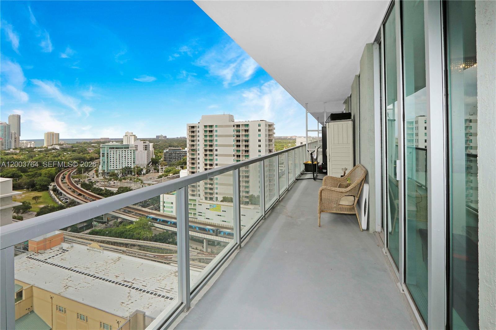 79 Southwest 12th Street, Unit 2106S Miami, FL 33130 - Photo 25 of 45