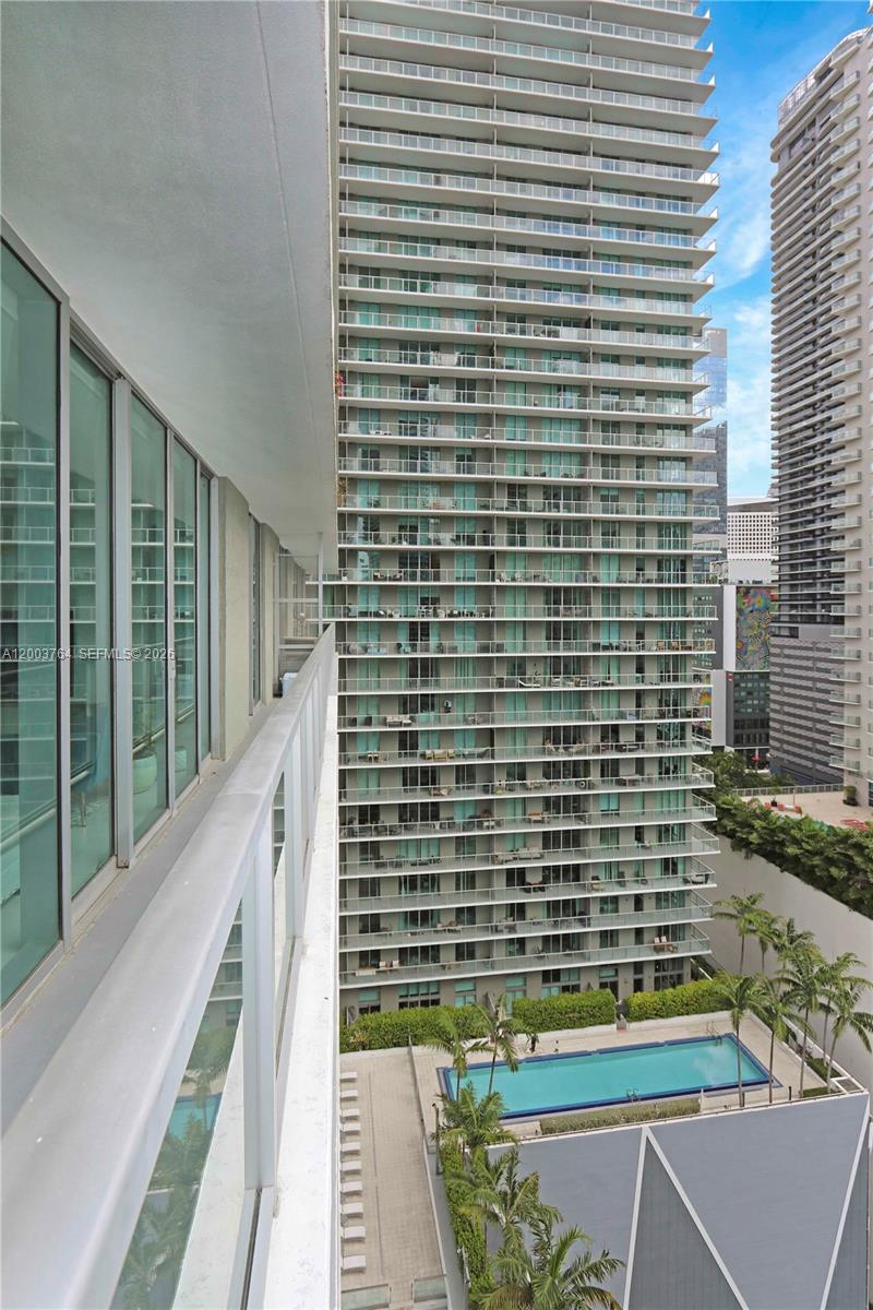 79 Southwest 12th Street, Unit 2106S Miami, FL 33130 - Photo 28 of 45