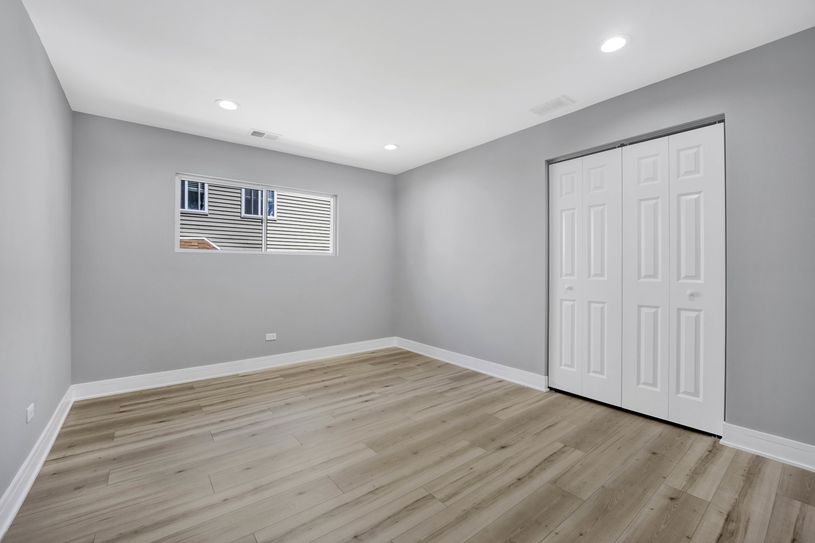 27W180 Cooley Avenue Winfield, IL 60190 - Photo 7 of 13