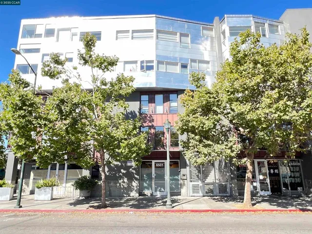 $2,695 | 6501 San Pablo Avenue, Oakland, CA 94608