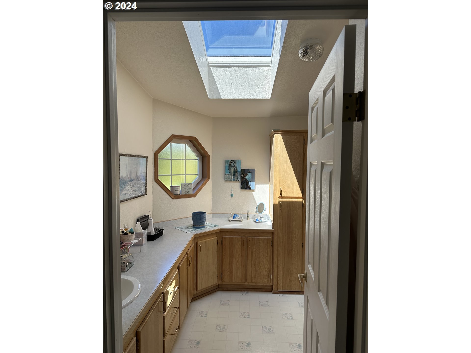 17643 Northwest Shady Fir Loop Beaverton, OR 97006 - Photo 9 of 12 Gallery Image 9