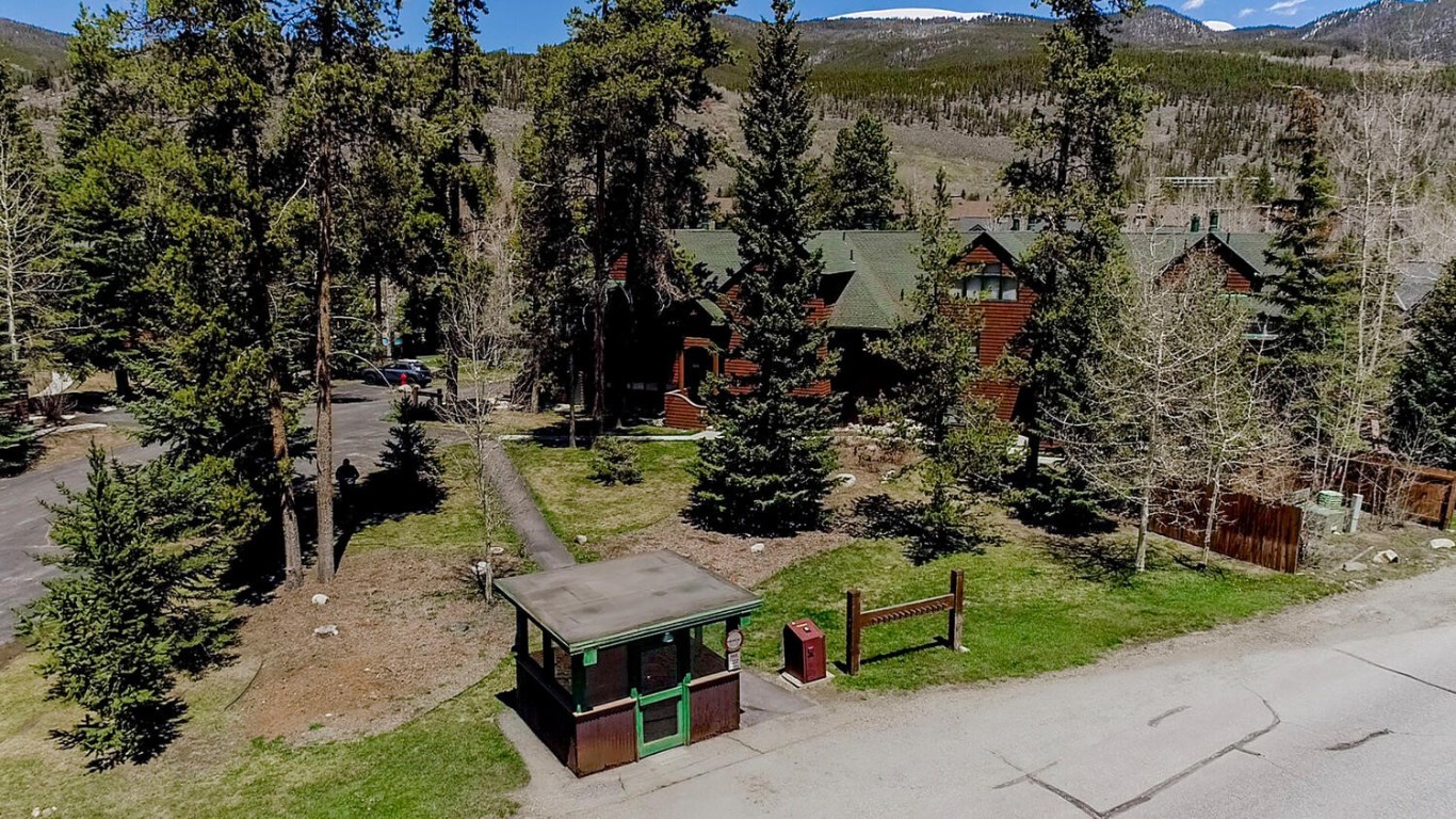 2027 Soda Ridge Road, Unit 1929 Keystone, CO 80435 - Photo 36 of 44 bus stop to Mountain House base area