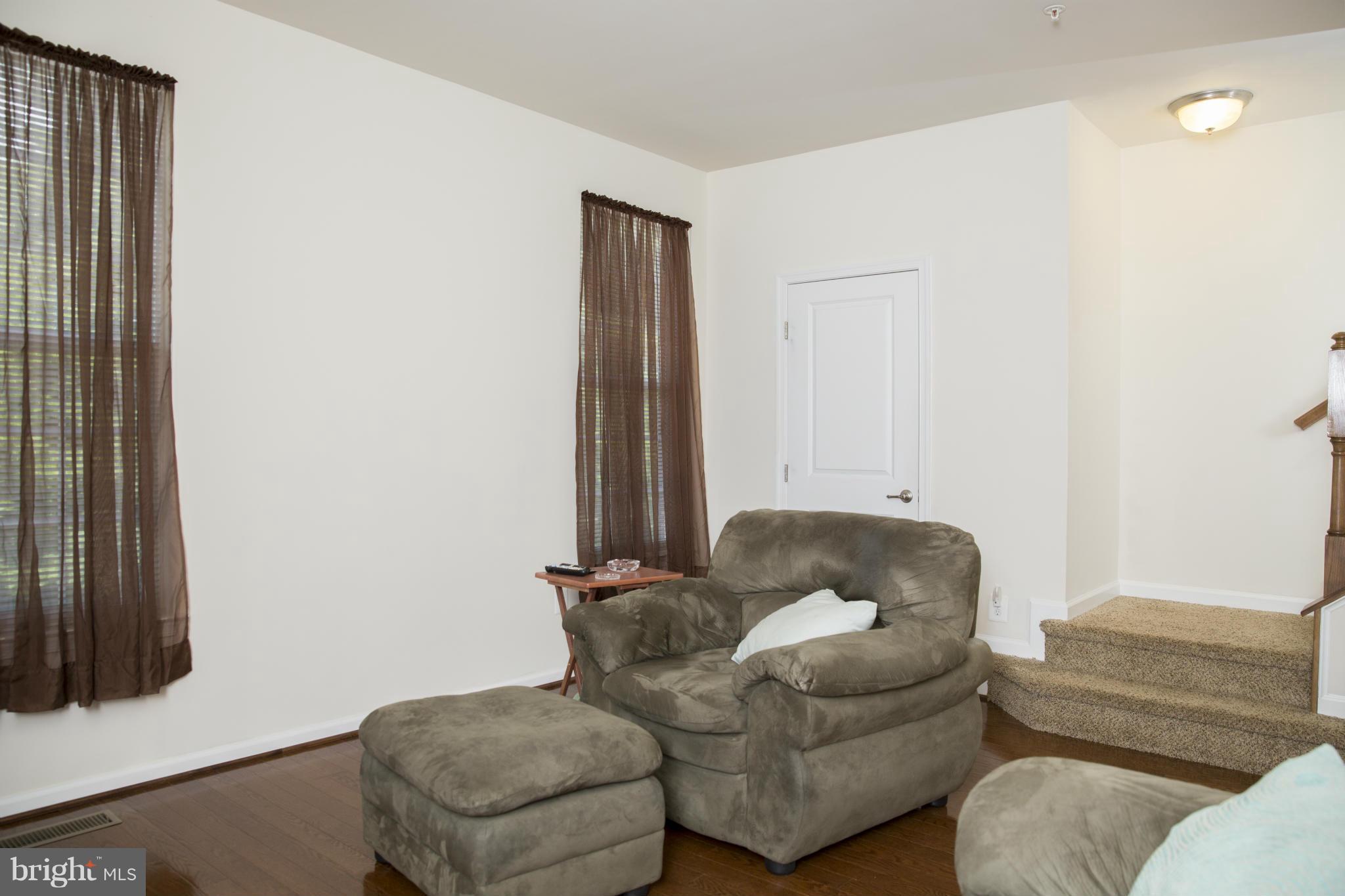 793 Grape Vine Loop Brooklyn, MD 21225 - Photo 11 of 30 Living Room