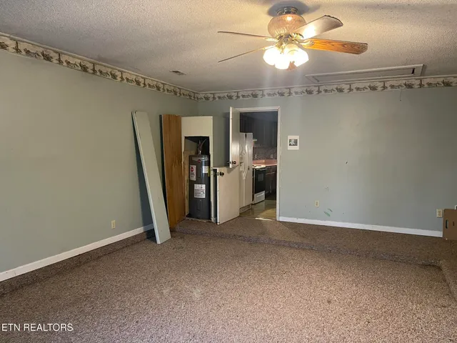 $249,900 | 2128 Victoria Lane, Alcoa, TN 37701