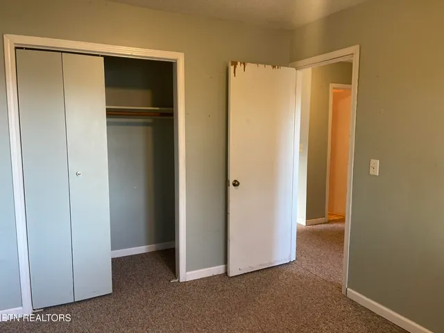 $249,900 | 2128 Victoria Lane, Alcoa, TN 37701