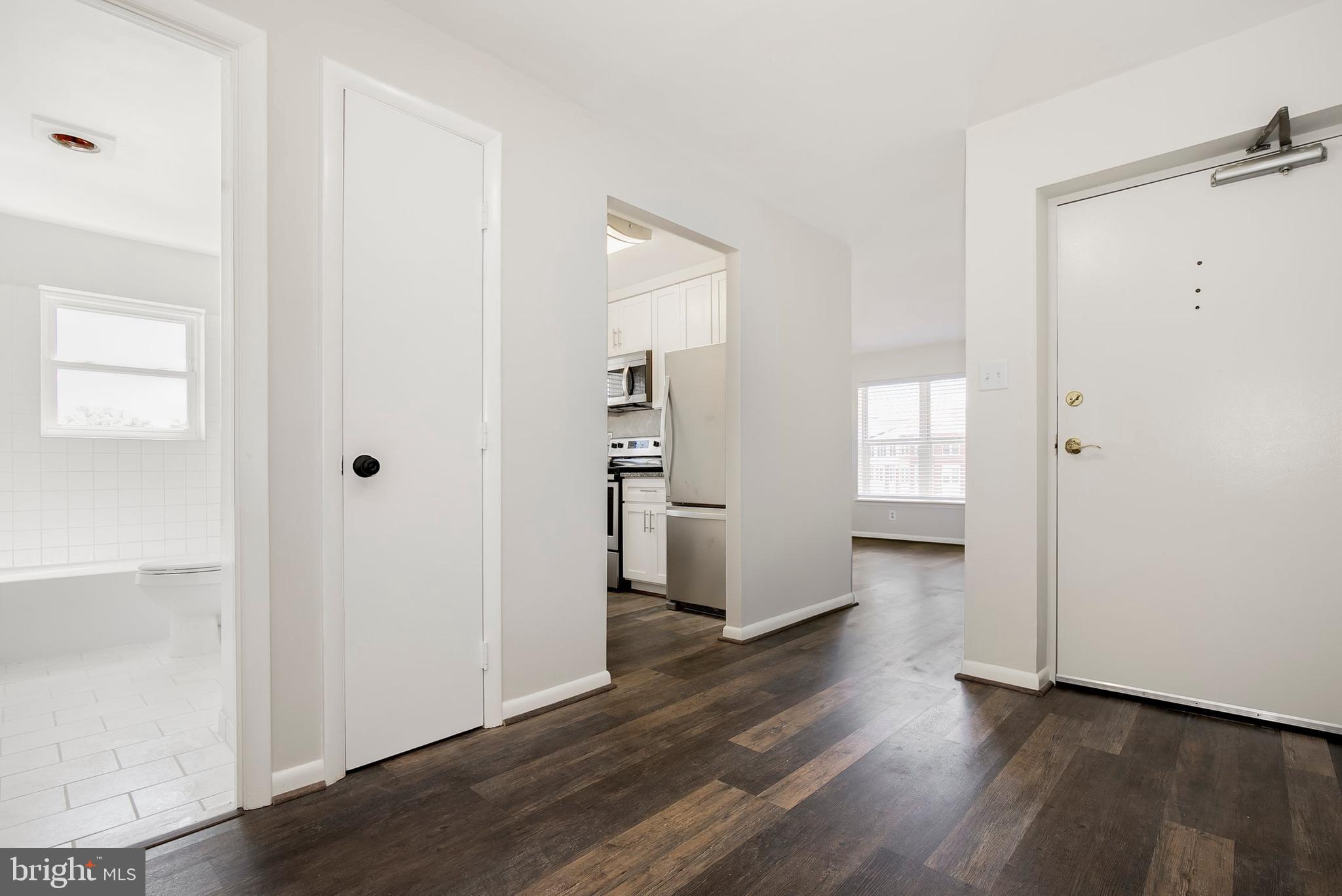 4643 20th Road North, Unit 8 Arlington, VA 22207 - Photo 7 of 22 Gallery Image 7