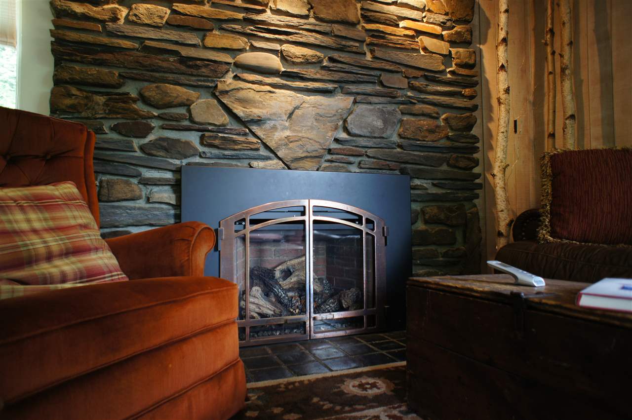 70 S Road Stowe, VT 05672 - Photo 8 of 19 Gallery Image 8