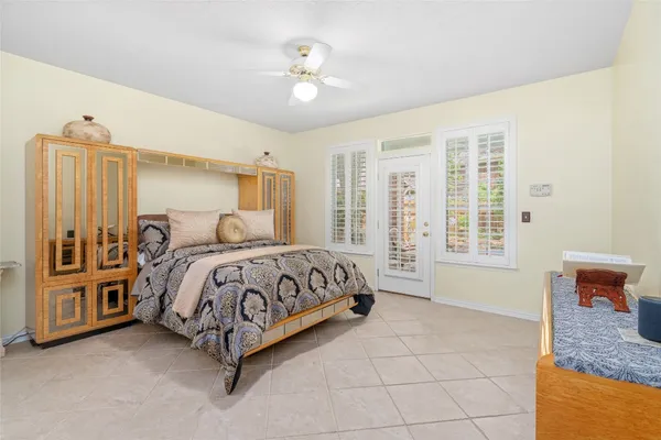 $700,000 | 38 East Summer Storm Circle, The Woodlands, TX 77381