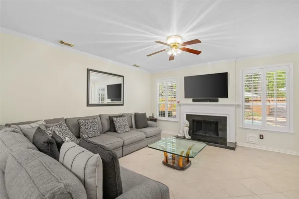 $700,000 | 38 East Summer Storm Circle, The Woodlands, TX 77381