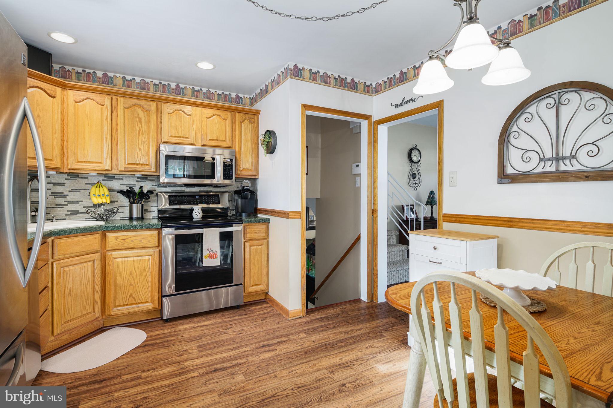 967 Old Ford Road Huntingdon Valley, PA 19006 - Photo 10 of 38