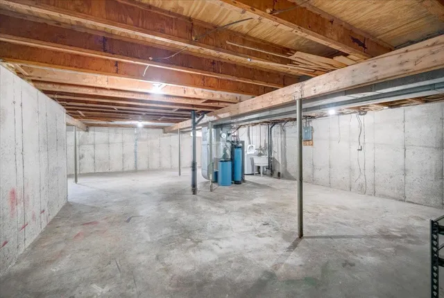 $345,000 | 505 Natchez Court, DeForest, WI 53532