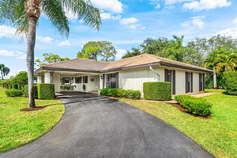 $589,900 | 481 Forestview Drive, Atlantis, FL 33462