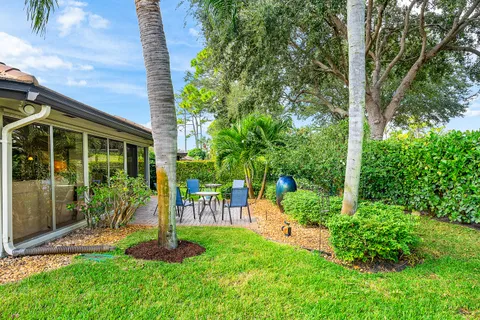 $589,900 | 481 Forestview Drive, Atlantis, FL 33462