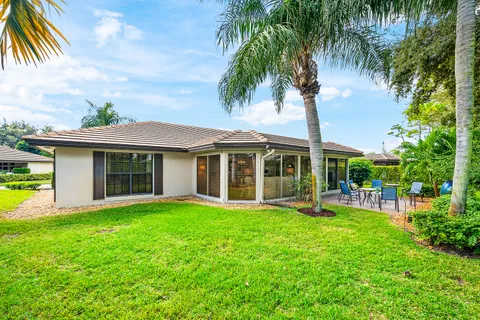 $589,900 | 481 Forestview Drive, Atlantis, FL 33462