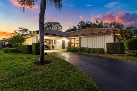 $589,900 | 481 Forestview Drive, Atlantis, FL 33462