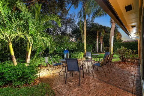 $589,900 | 481 Forestview Drive, Atlantis, FL 33462