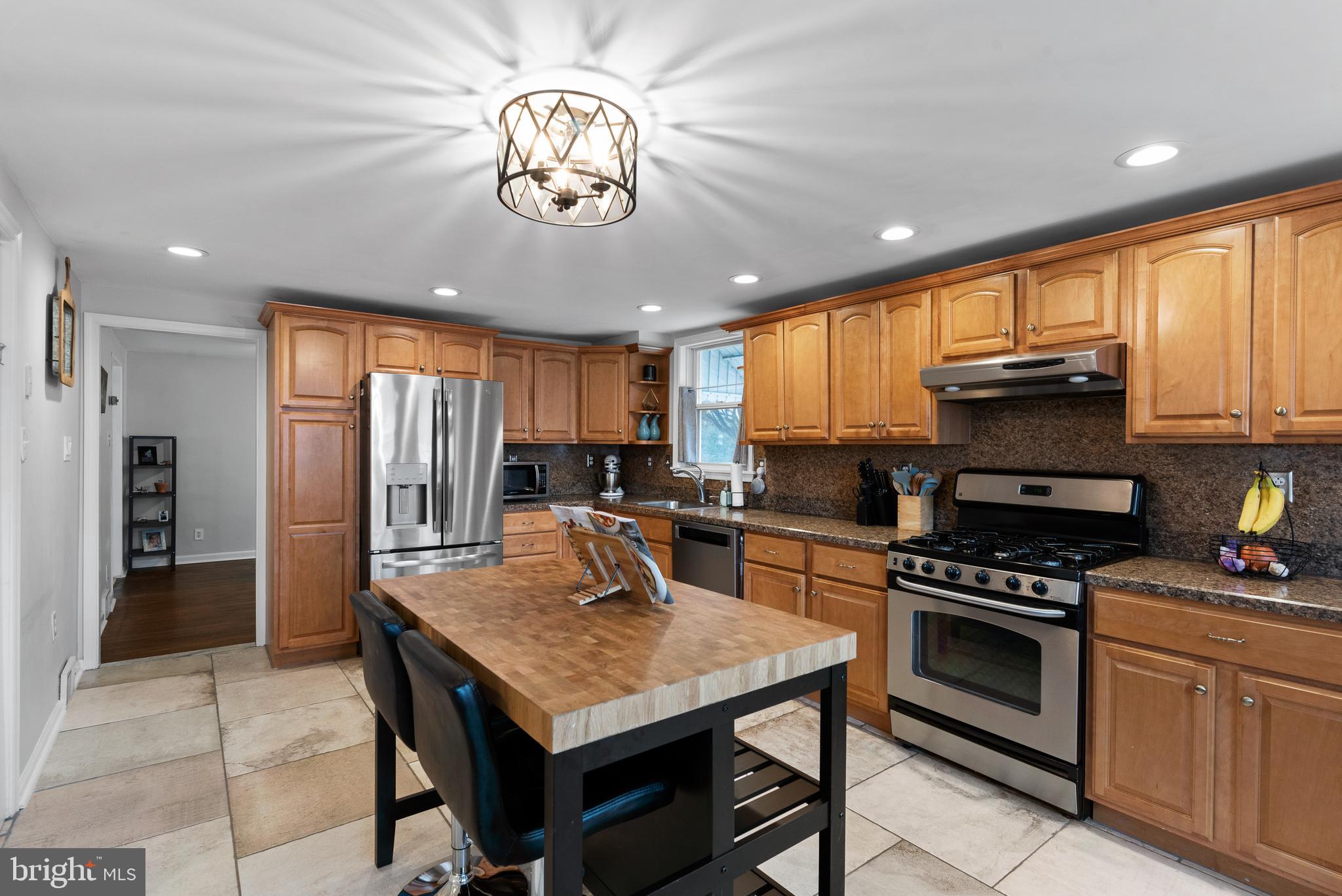 211 Rodney Road Ridley Park, PA 19078 - Photo 8 of 30 Gallery Image 8