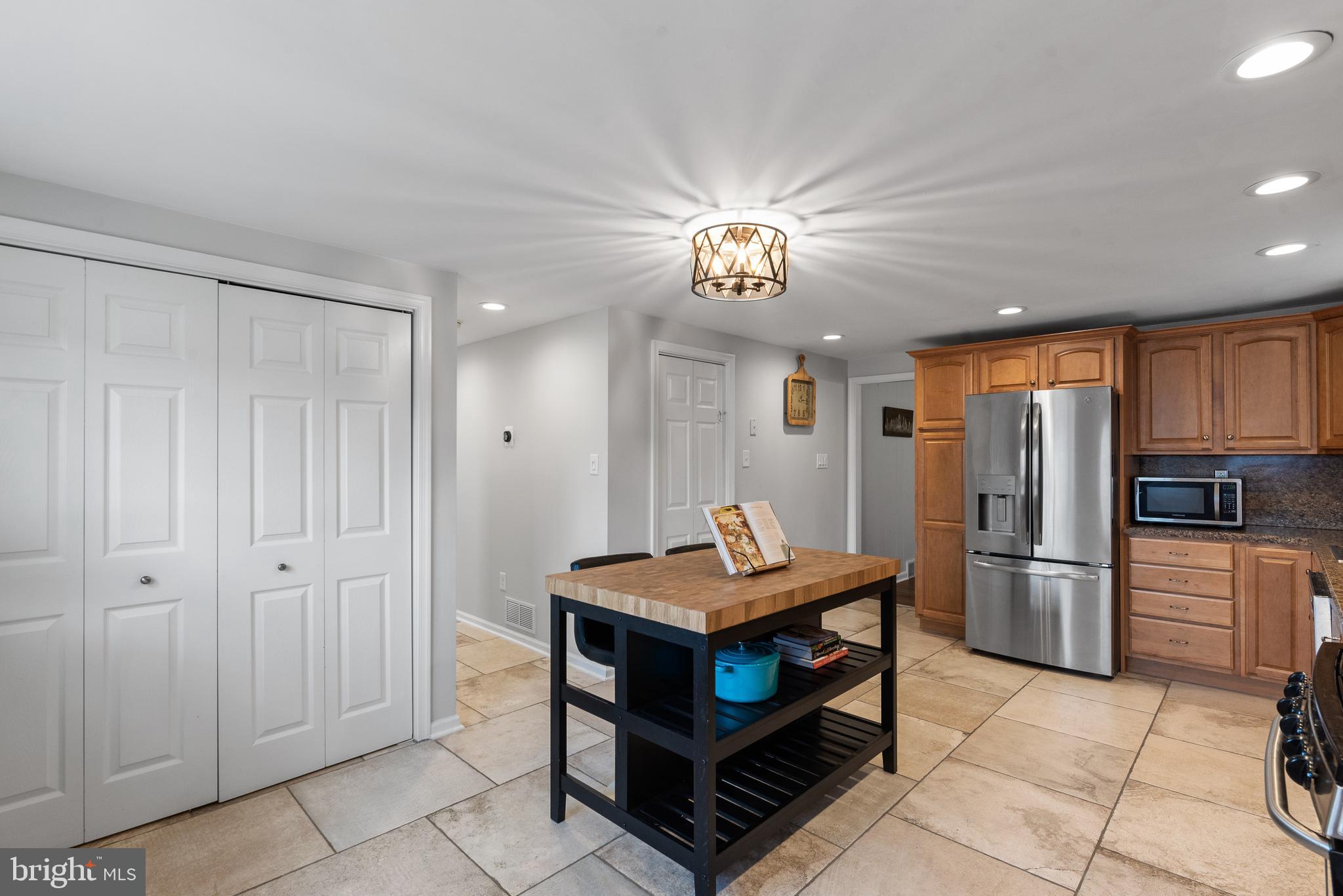 211 Rodney Road Ridley Park, PA 19078 - Photo 9 of 30 Gallery Image 9