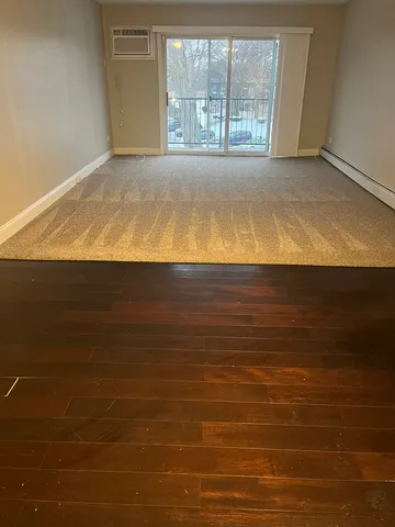 $1,425 | 9962 South 84th Terrace, Unit 301, Palos Hills, IL 60465