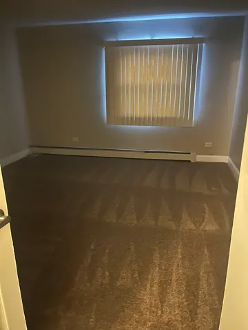 $1,425 | 9962 South 84th Terrace, Unit 301, Palos Hills, IL 60465