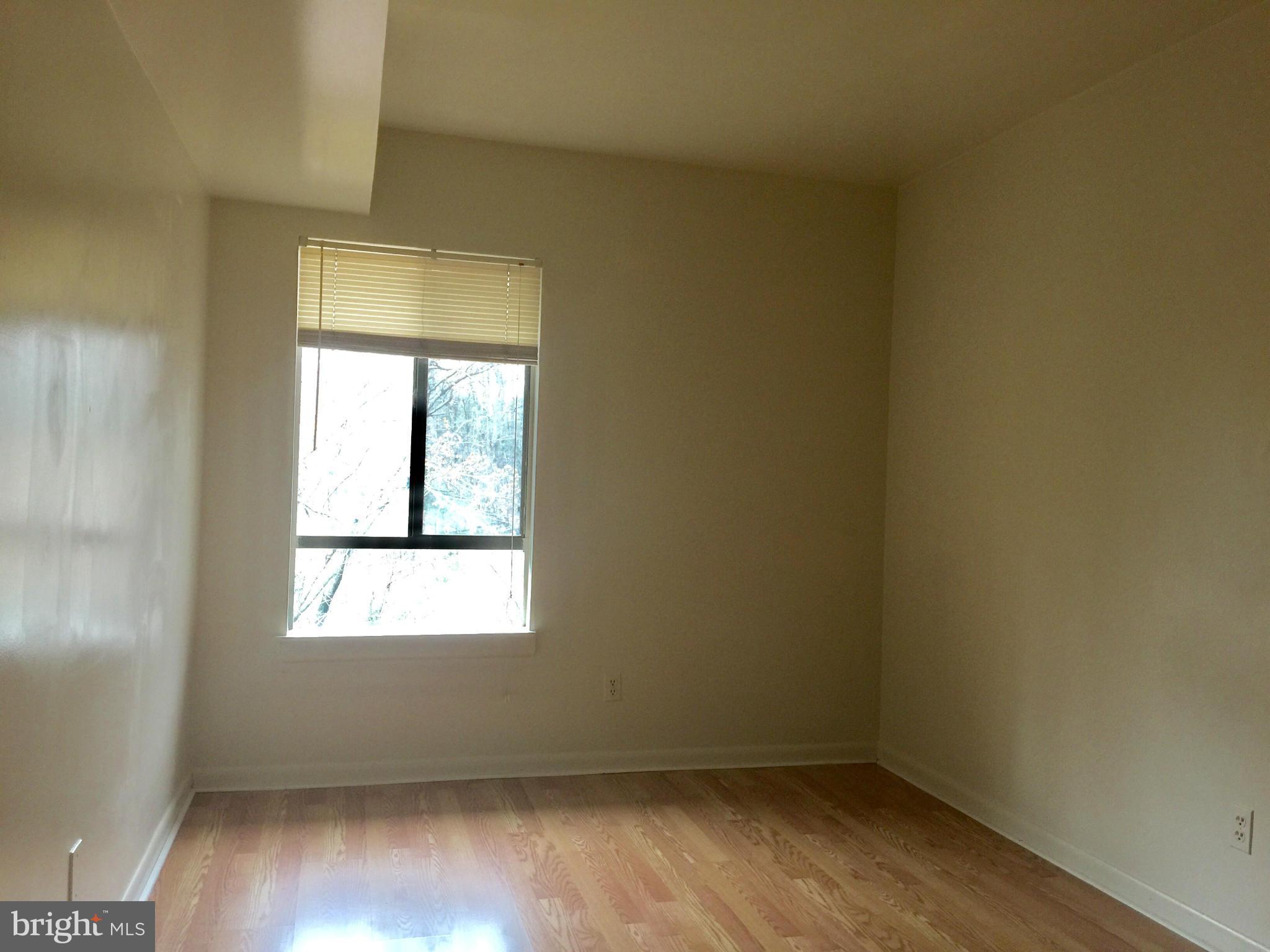 2241 Castle Rock Square, Unit 22C Reston, VA 20191 - Photo 6 of 8 Bedroom
