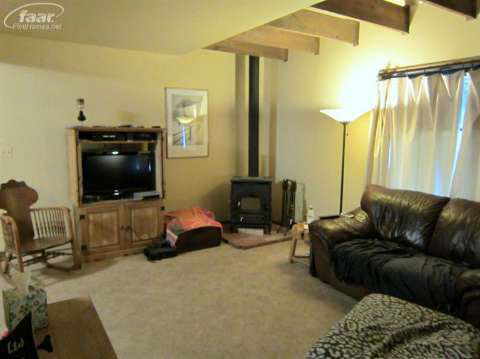 8057 Elms Road Flushing, MI 48433 - Photo 8 of 18 20365571-7.JPG