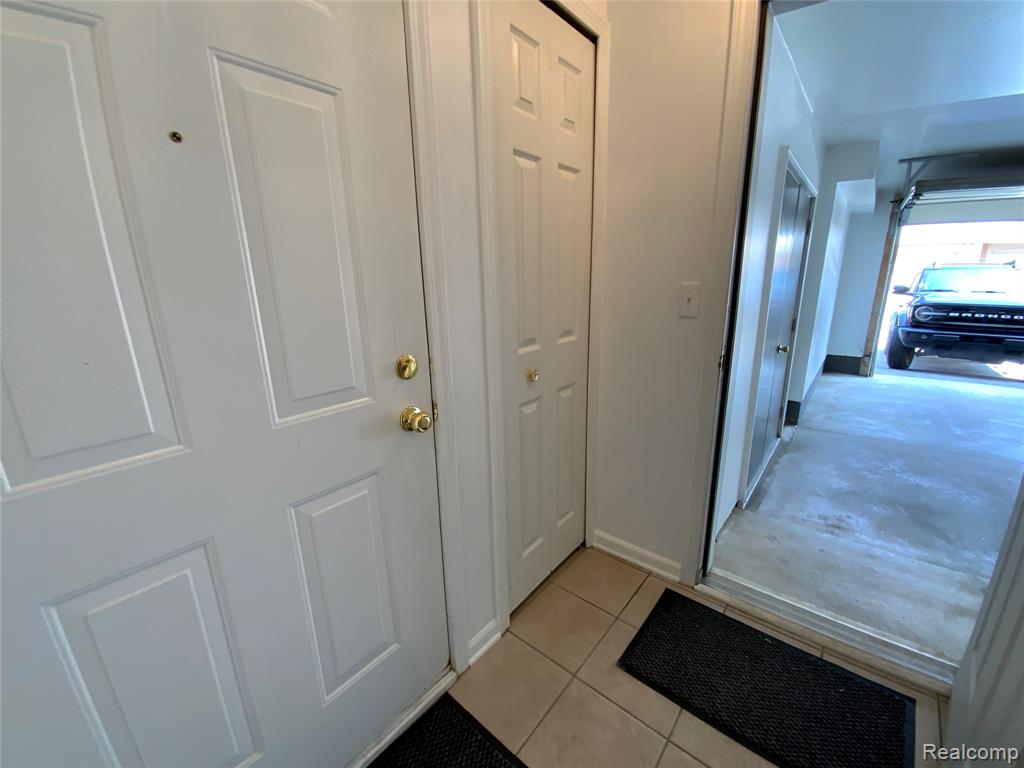 3577 Oakmonte Boulevard Rochester, MI 48306 - Photo 20 of 26