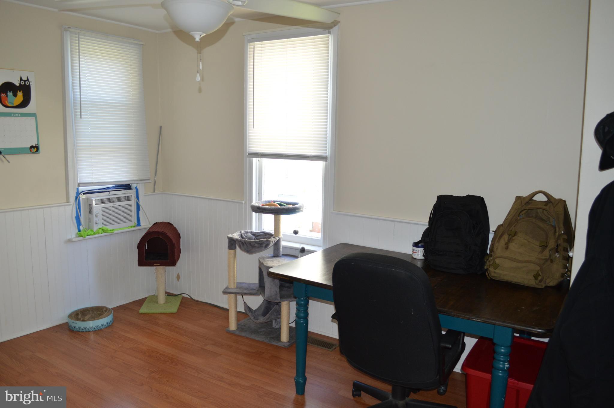 229 Locust Street Hanover, PA 17331 - Photo 13 of 30