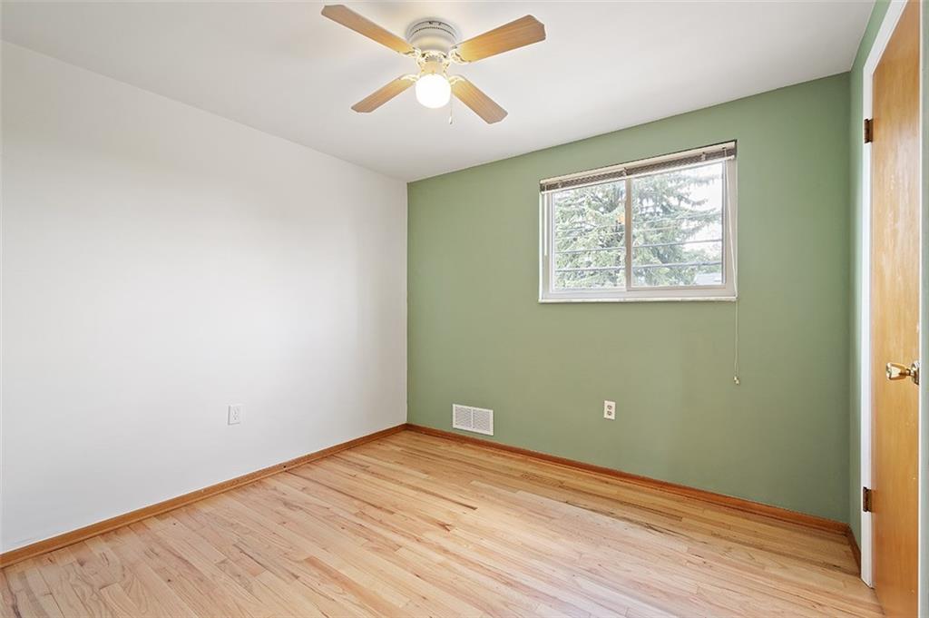 3128 Willett Road Pittsburgh, PA 15227 - Photo 13 of 24 Gallery Image 13