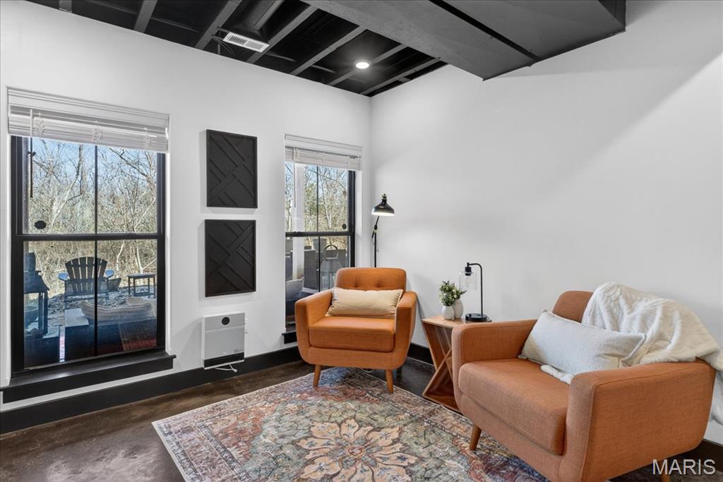 8104 Brickyard Hill Road Worden, IL 62097 - Photo 23 of 54