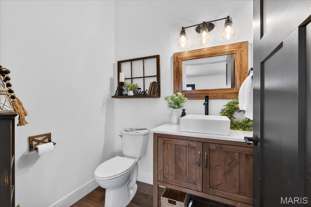 8104 Brickyard Hill Road Worden, IL 62097 - Photo 7 of 54