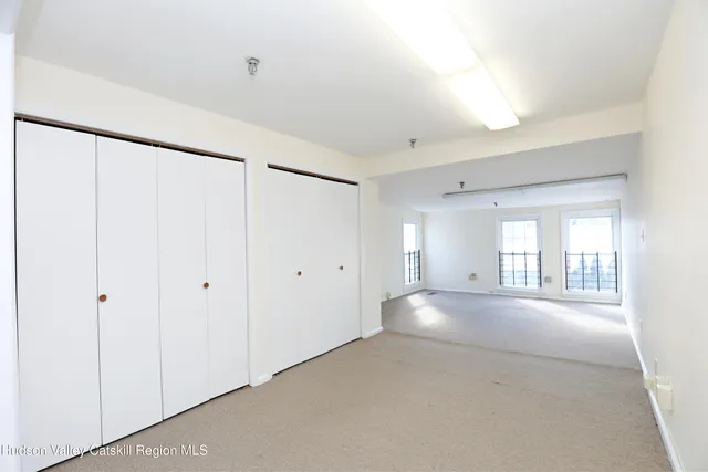 $2,200 | 159 Green Street, Unit 3, Kingston, NY 12401