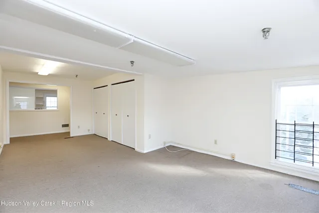 $2,200 | 159 Green Street, Unit 3, Kingston, NY 12401