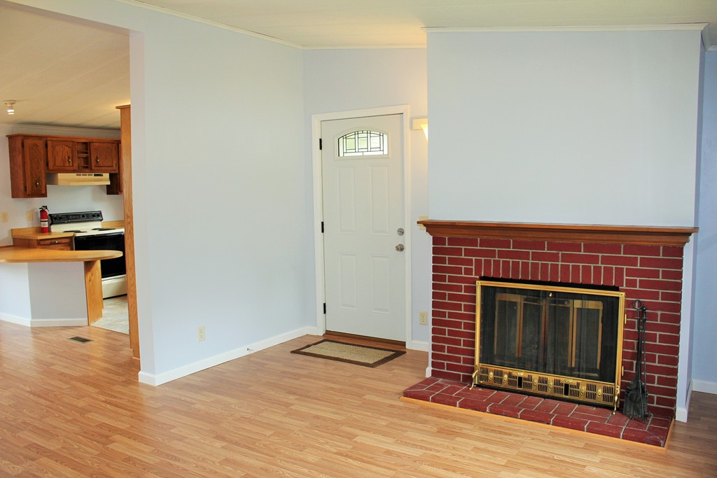 40 Gould Road Ware, MA 01082 - Photo 4 of 30