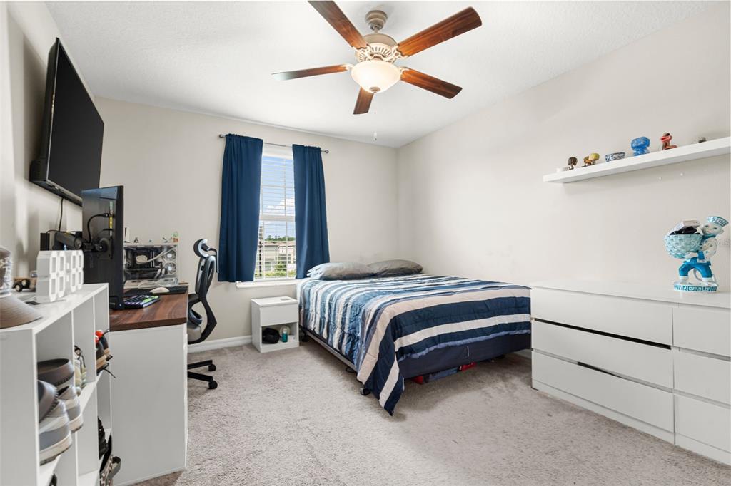 9823 Lemon Drop Loop Ruskin, FL 33573 - Photo 30 of 56 Gallery Image 30