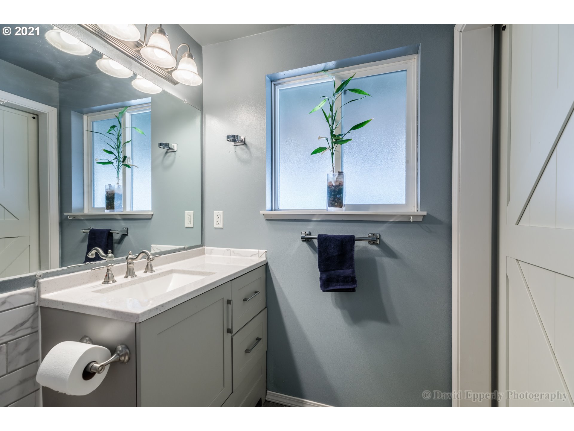 65415 Olson Road Deer Island, OR 97054 - Photo 13 of 31 Gallery Image 13