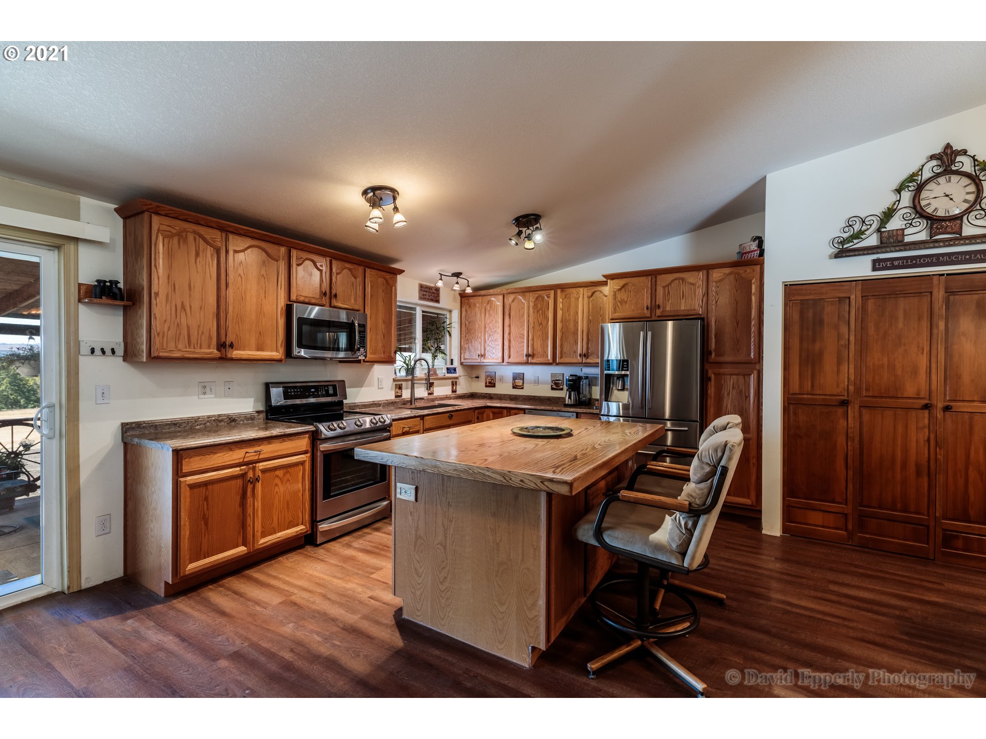 65415 Olson Road Deer Island, OR 97054 - Photo 7 of 31 Gallery Image 7