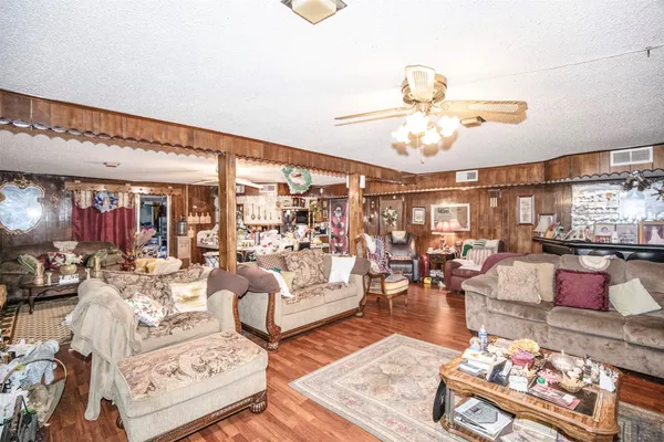 $185,000 | 534 North Vionett Lane, Texas City, TX 77591