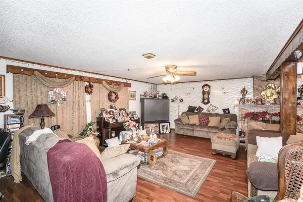 $185,000 | 534 North Vionett Lane, Texas City, TX 77591