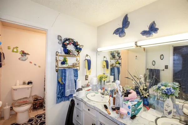 $185,000 | 534 North Vionett Lane, Texas City, TX 77591