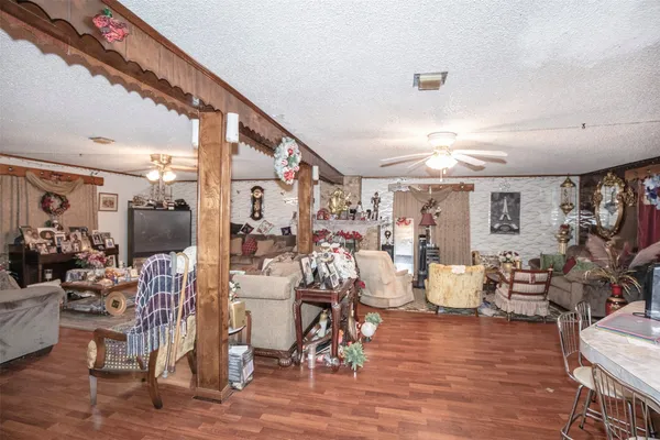 $185,000 | 534 North Vionett Lane, Texas City, TX 77591