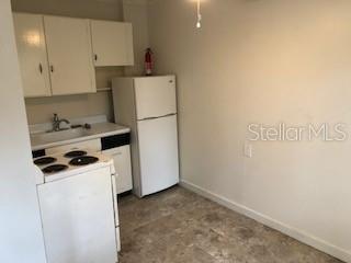 6921 Washington Street New Port Richey, FL 34652 - Photo 7 of 31