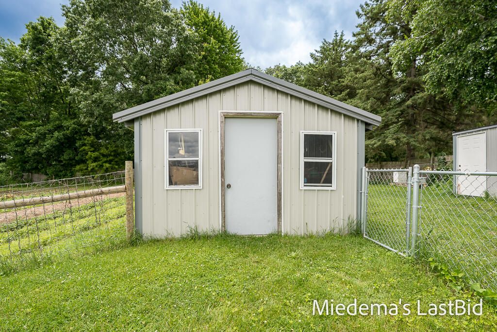 12915 Cassidy Road Bellevue, MI 49021 - Photo 21 of 128 12915CassidyRd-23LoRes